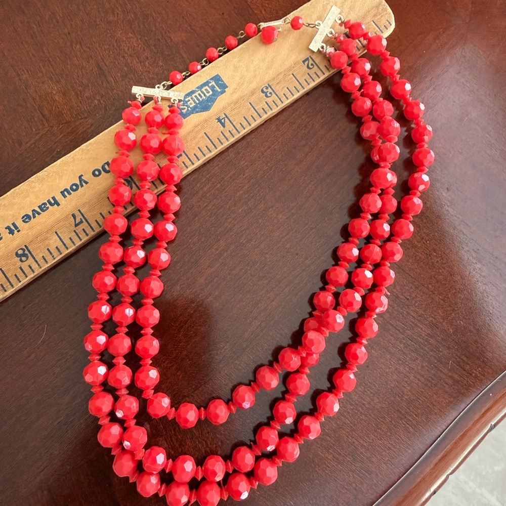 Vintage Hong Kong Necklace